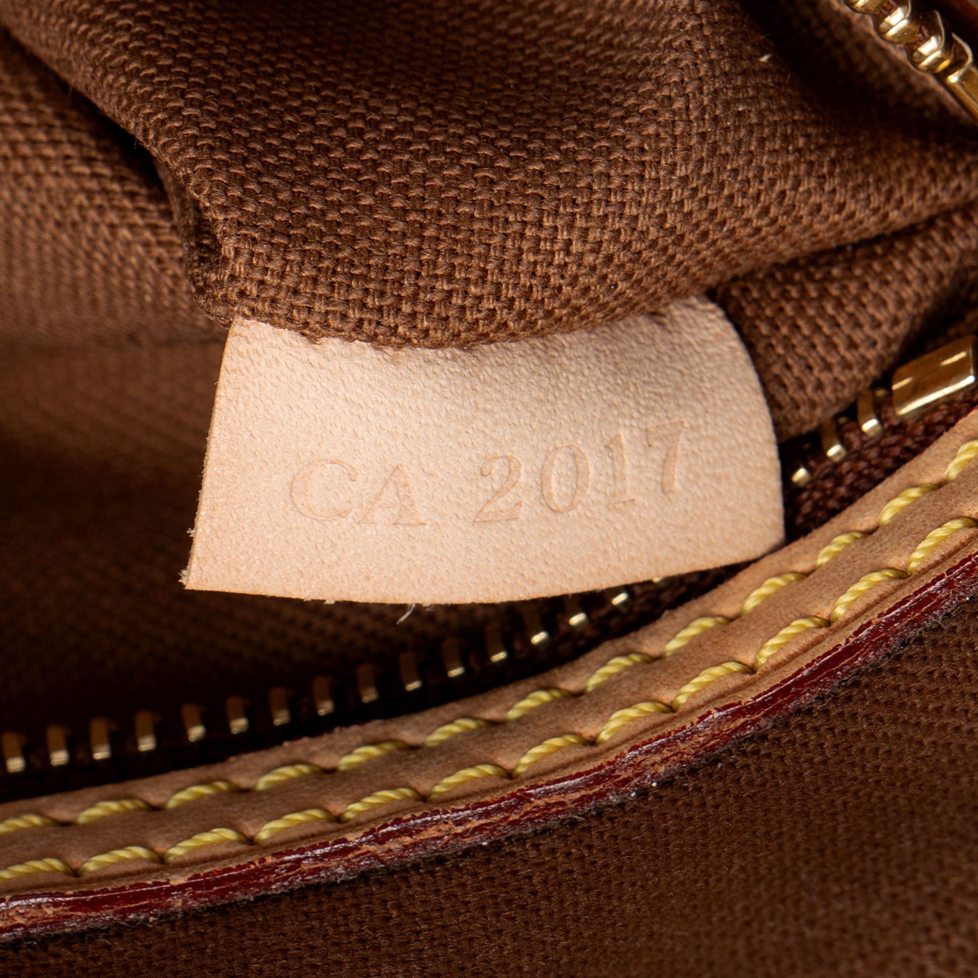 Louis Vuitton Monogram Canvas Batignolles Horizontal Tote
