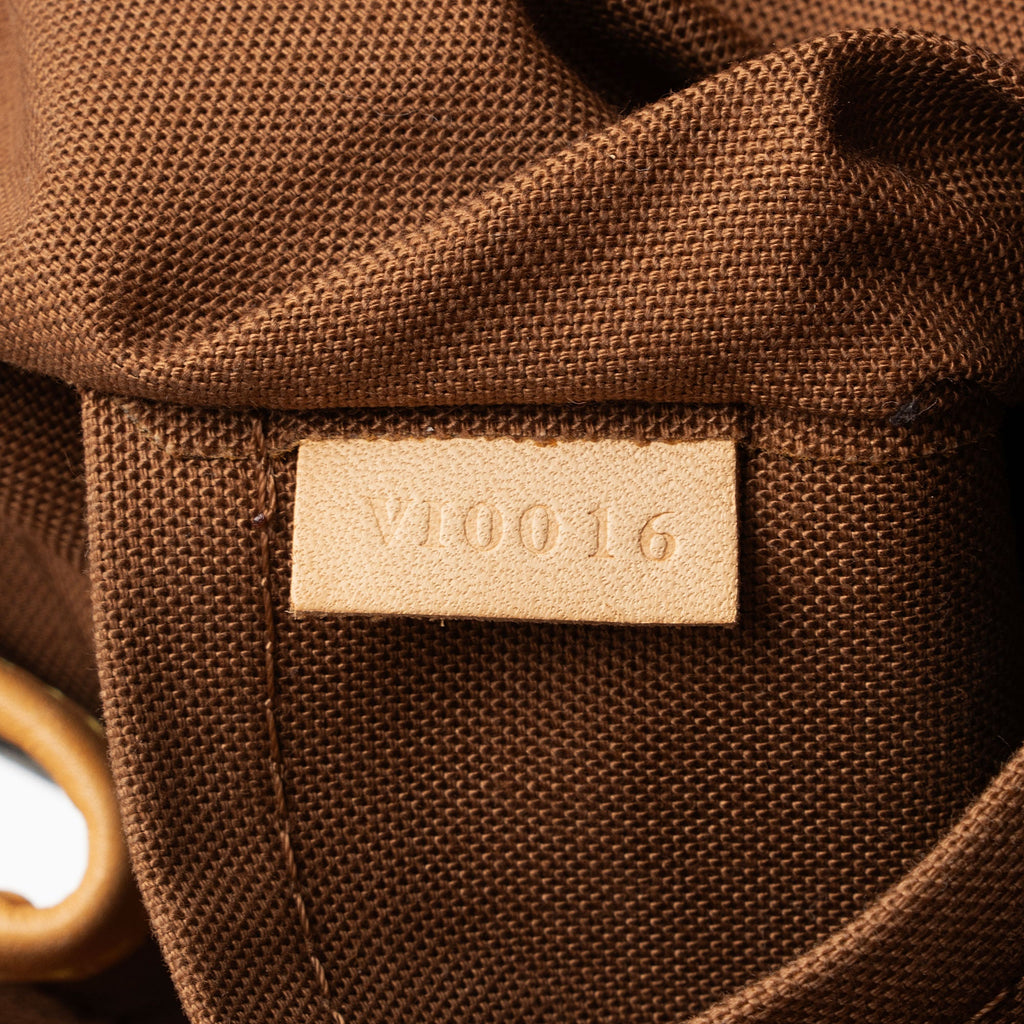 Louis Vuitton Monogram Canvas Batignolles Tote (SHF-pT9kvn)