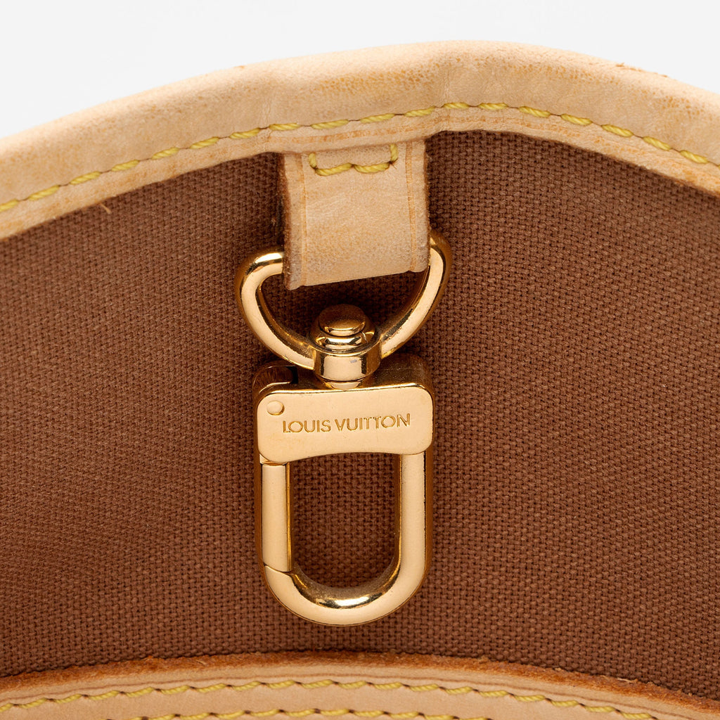Louis Vuitton Monogram Canvas Batignolles Vertical Tote (SHF-0WWMGt)