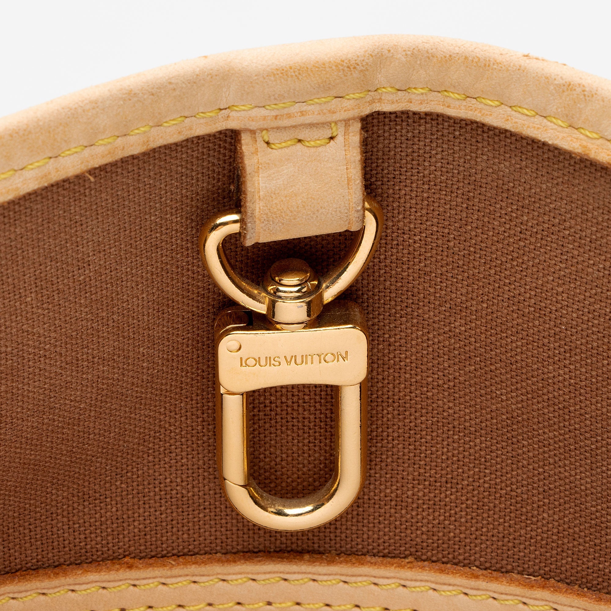 Louis Vuitton Monogram Canvas Batignolles Vertical Tote (SHF-0WWMGt)