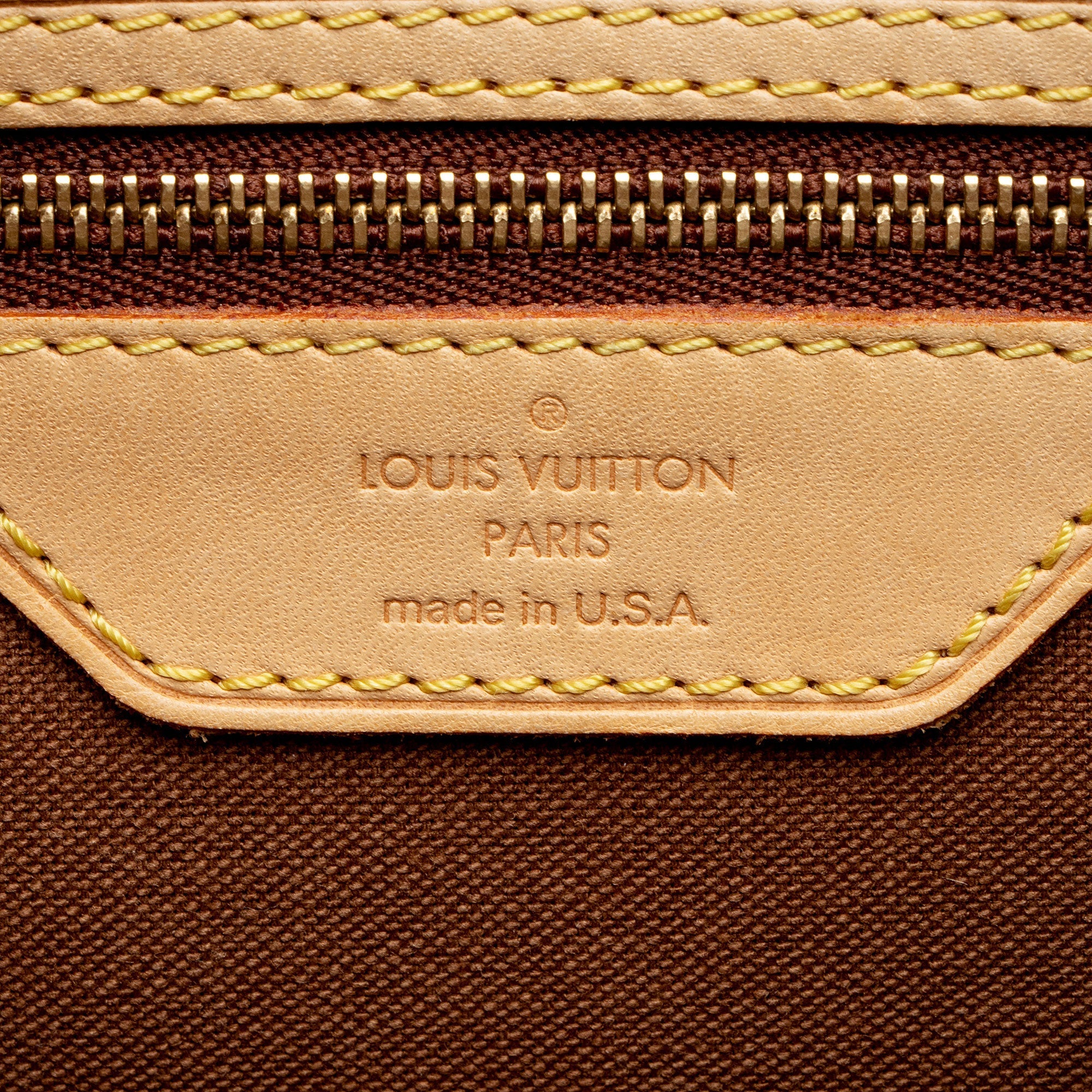 Louis Vuitton Monogram Canvas Batignolles Vertical Tote (SHF-0WWMGt)