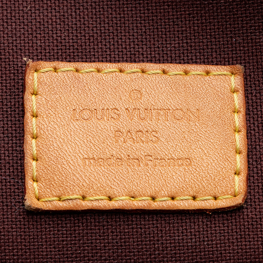 Louis Vuitton Monogram Canvas Berri MM Shoulder Bag (SHF-20906)