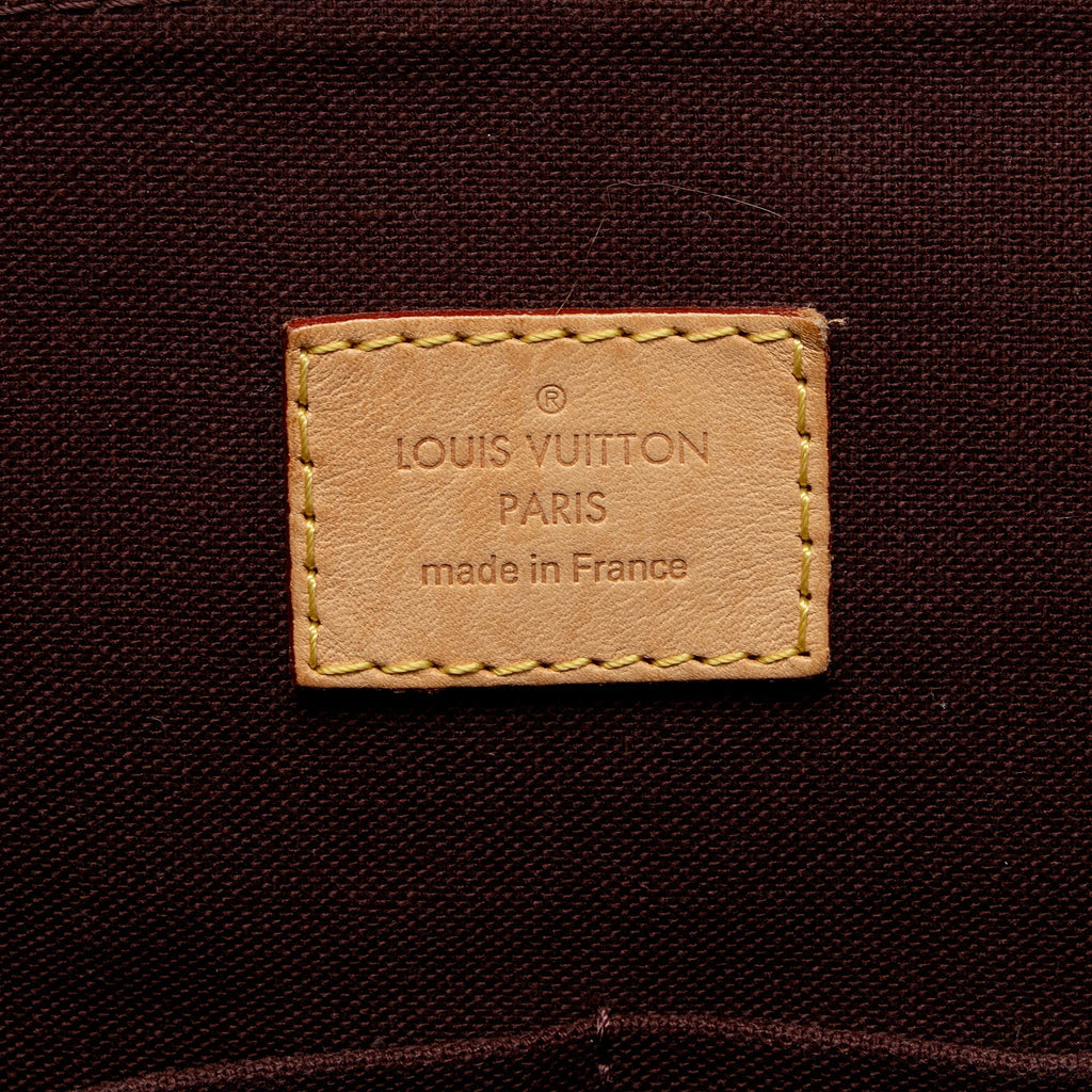 Louis Vuitton Monogram Canvas Berri MM Shoulder Bag (SHF-GOOhhJ)