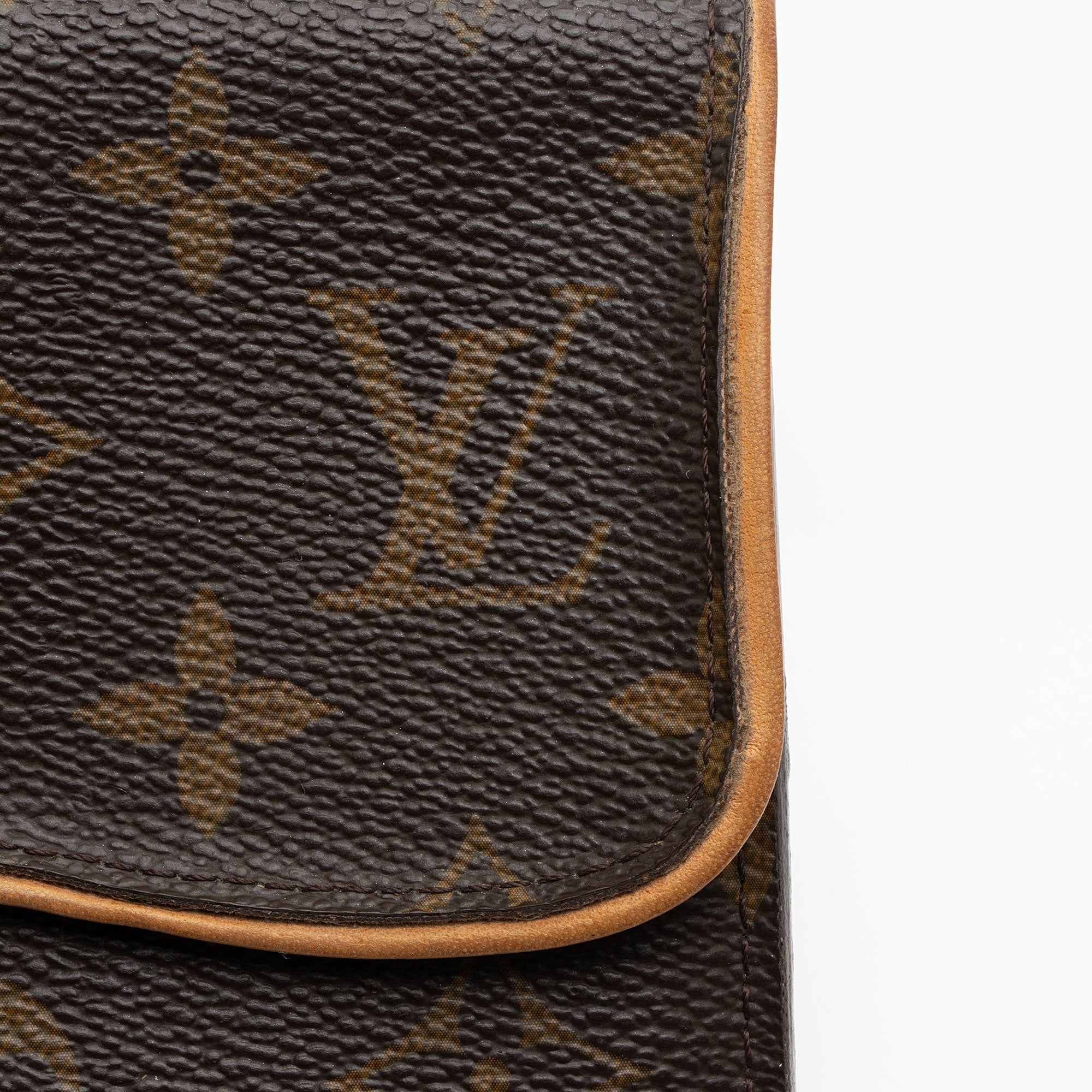 Louis Vuitton Monogram Canvas Boetie Wallet (SHF-5JOHJM)