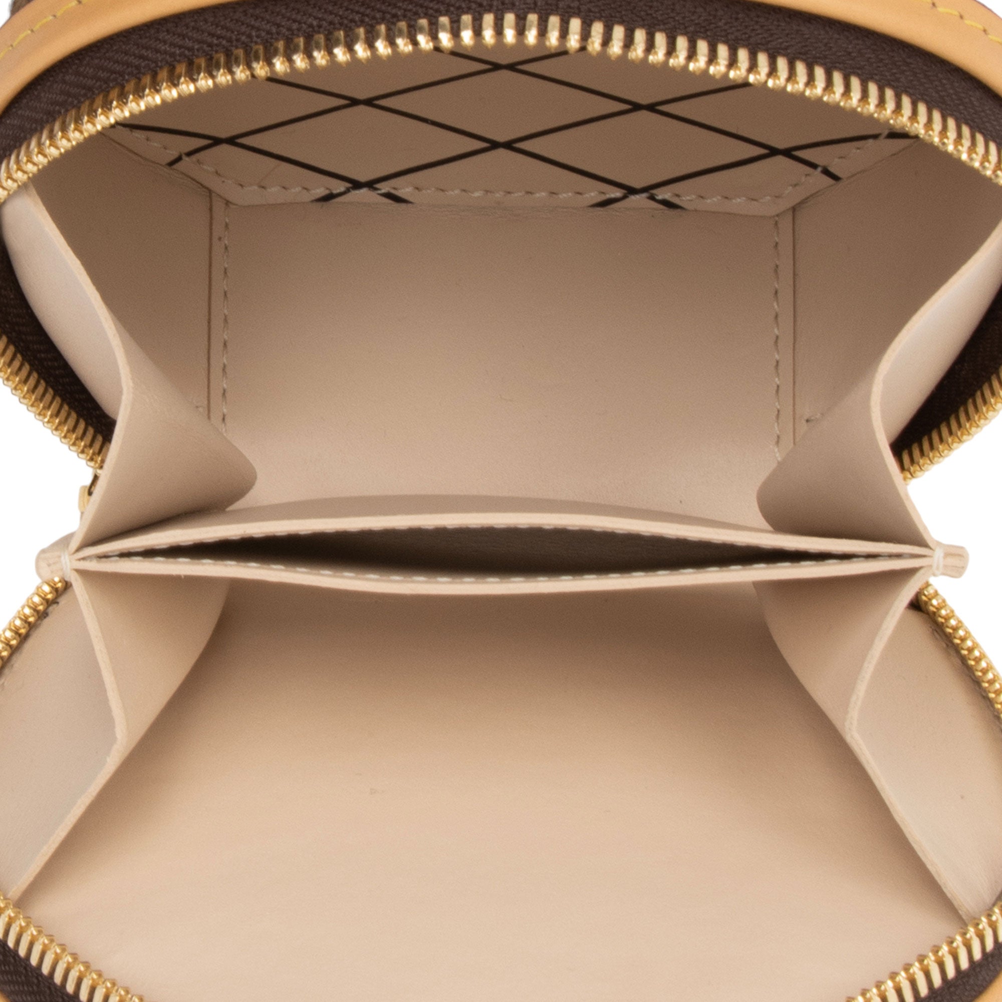 Louis Vuitton Monogram Canvas Boite Chapeau Mini Shoulder Bag (SHF-nWyrau)