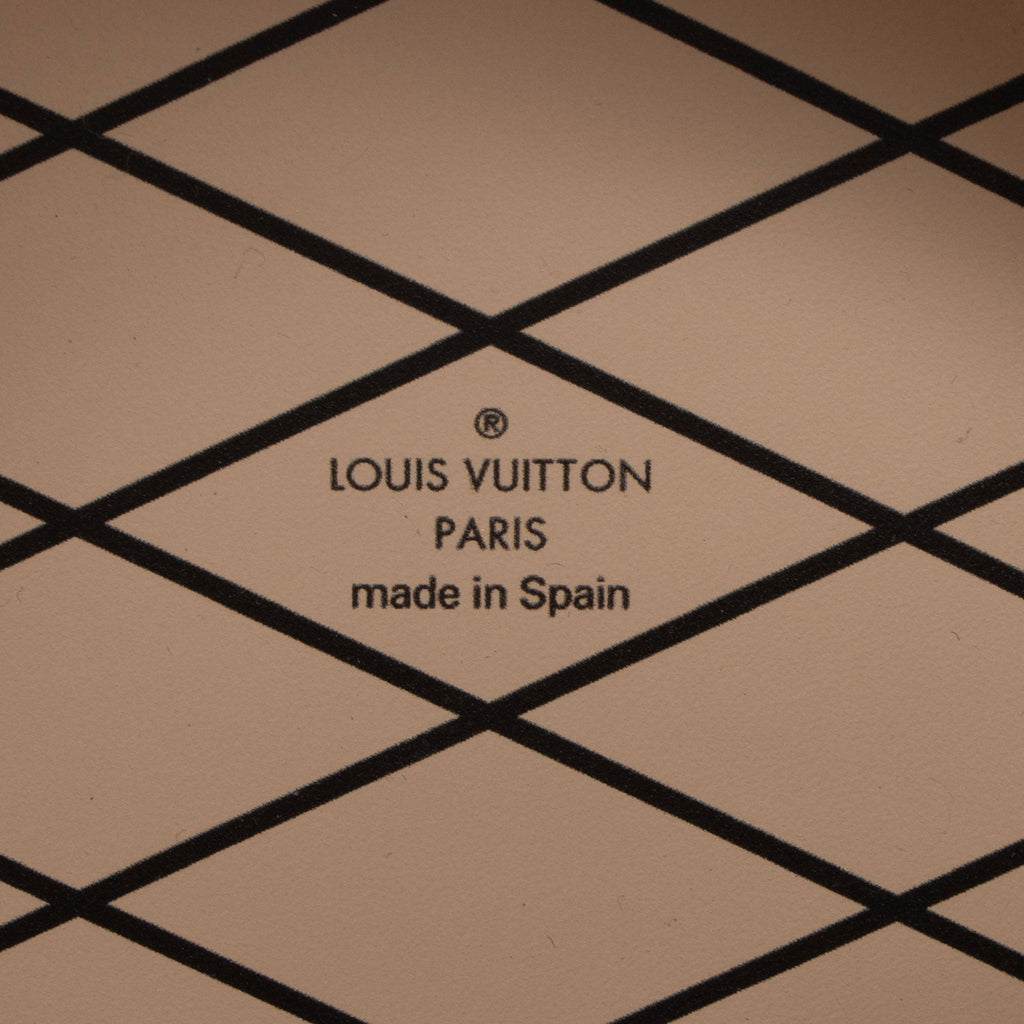 Louis Vuitton Monogram Canvas Boite Chapeau Mini Shoulder Bag (SHF-nWyrau)