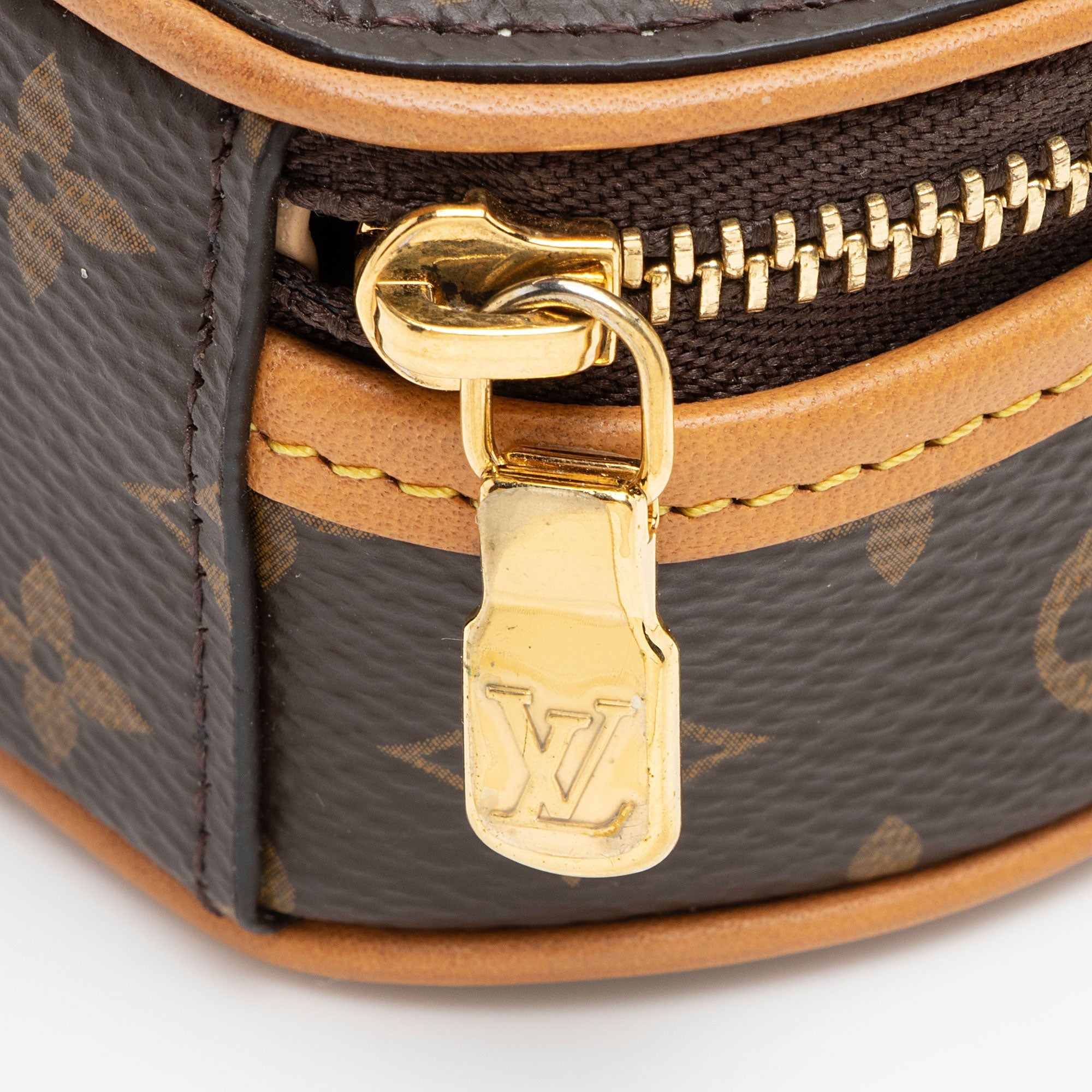 Louis Vuitton Monogram Canvas Boite Chapeau Necklace Bag
