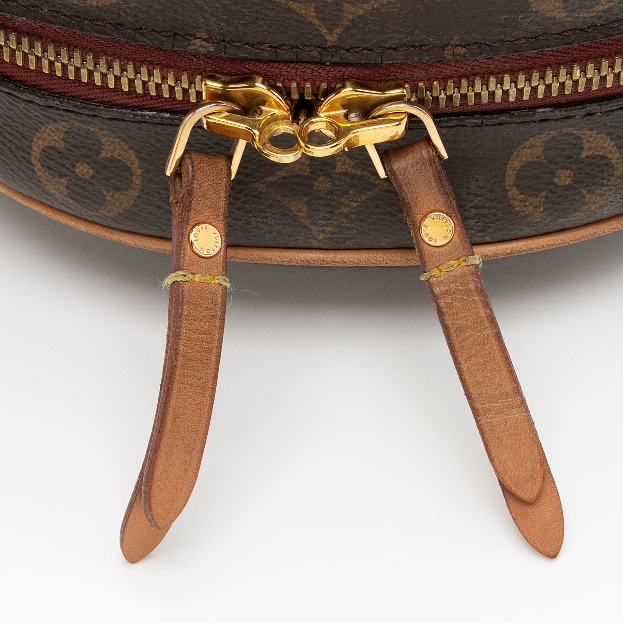 Louis Vuitton Monogram Canvas Boite Chapeau Souple MM Shoulder Bag (SHF-9LcW7N)