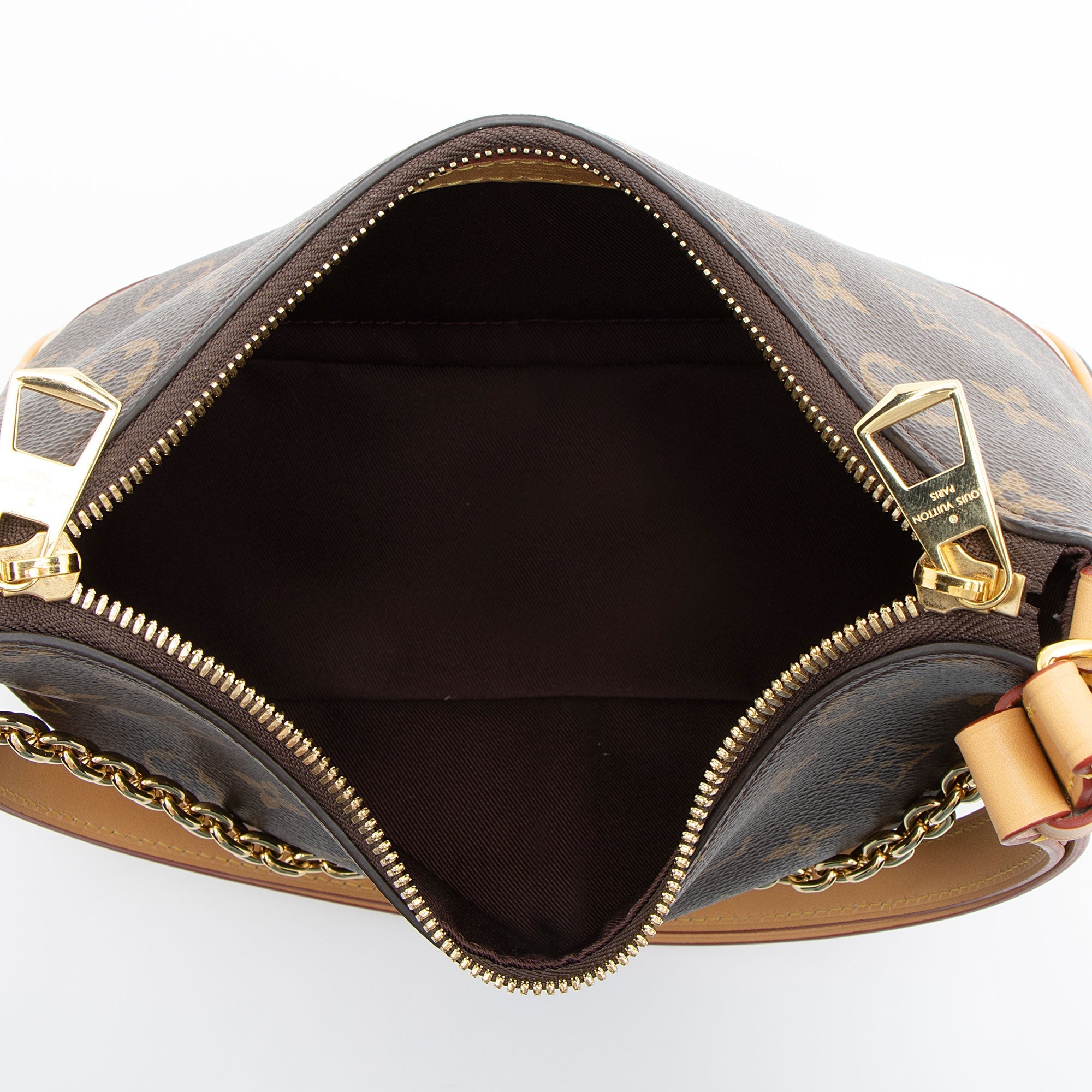 Louis Vuitton Monogram Canvas Boulogne NM Shoulder Bag (SHF-r64UKk)