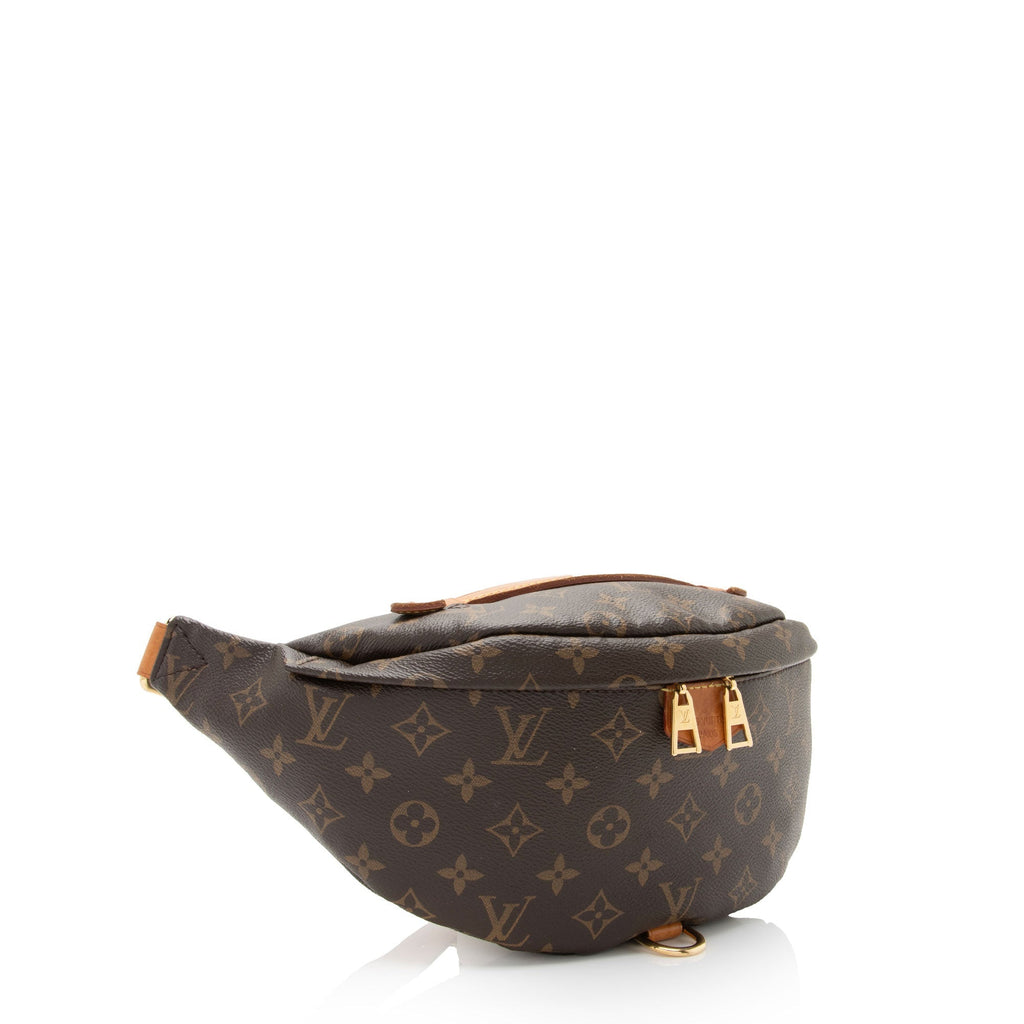 Louis Vuitton Monogram Canvas Bumbag (SHF-w6VOvH)