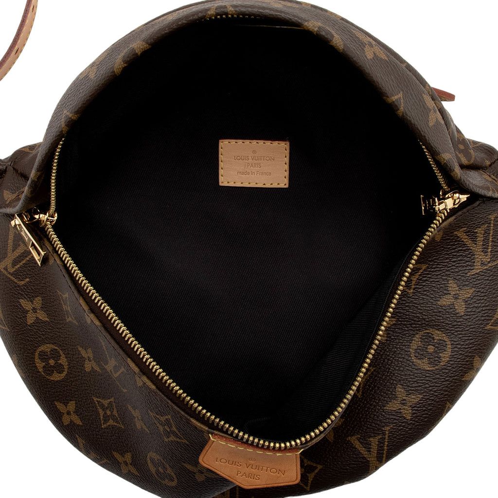 Louis Vuitton Monogram Canvas Bumbag (SHF-T9KBHb)