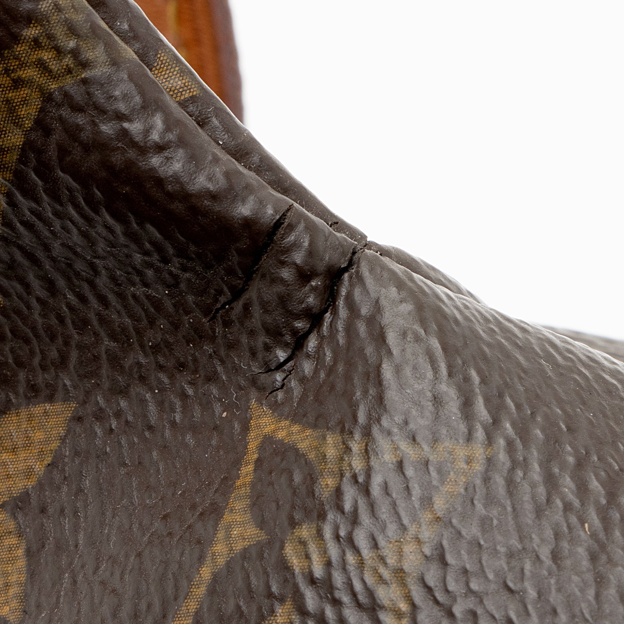 Louis Vuitton Monogram Canvas Bumbag (SHF-un1rC9)