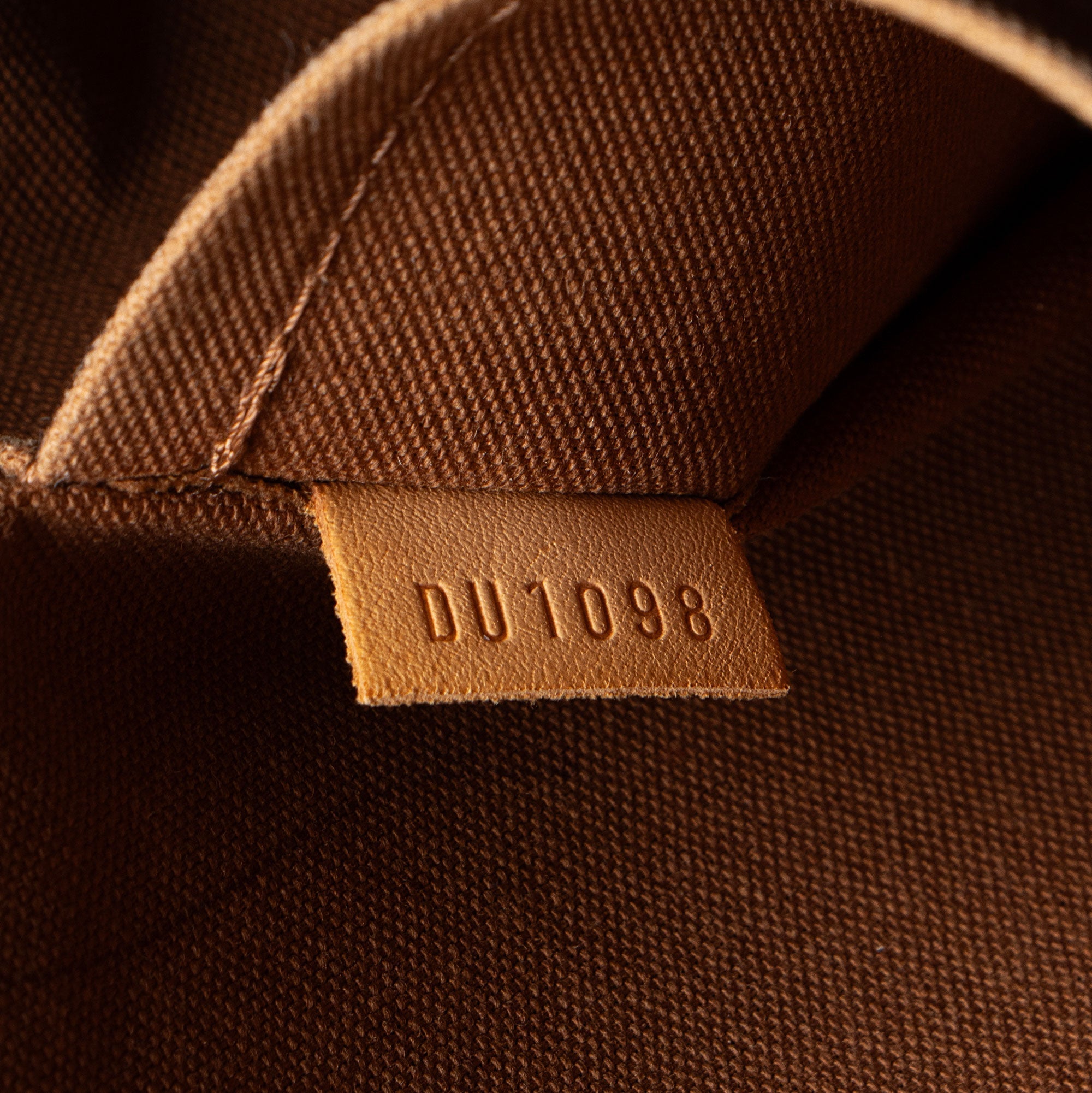 Louis Vuitton Monogram Canvas Cabas Beaubourg Tote