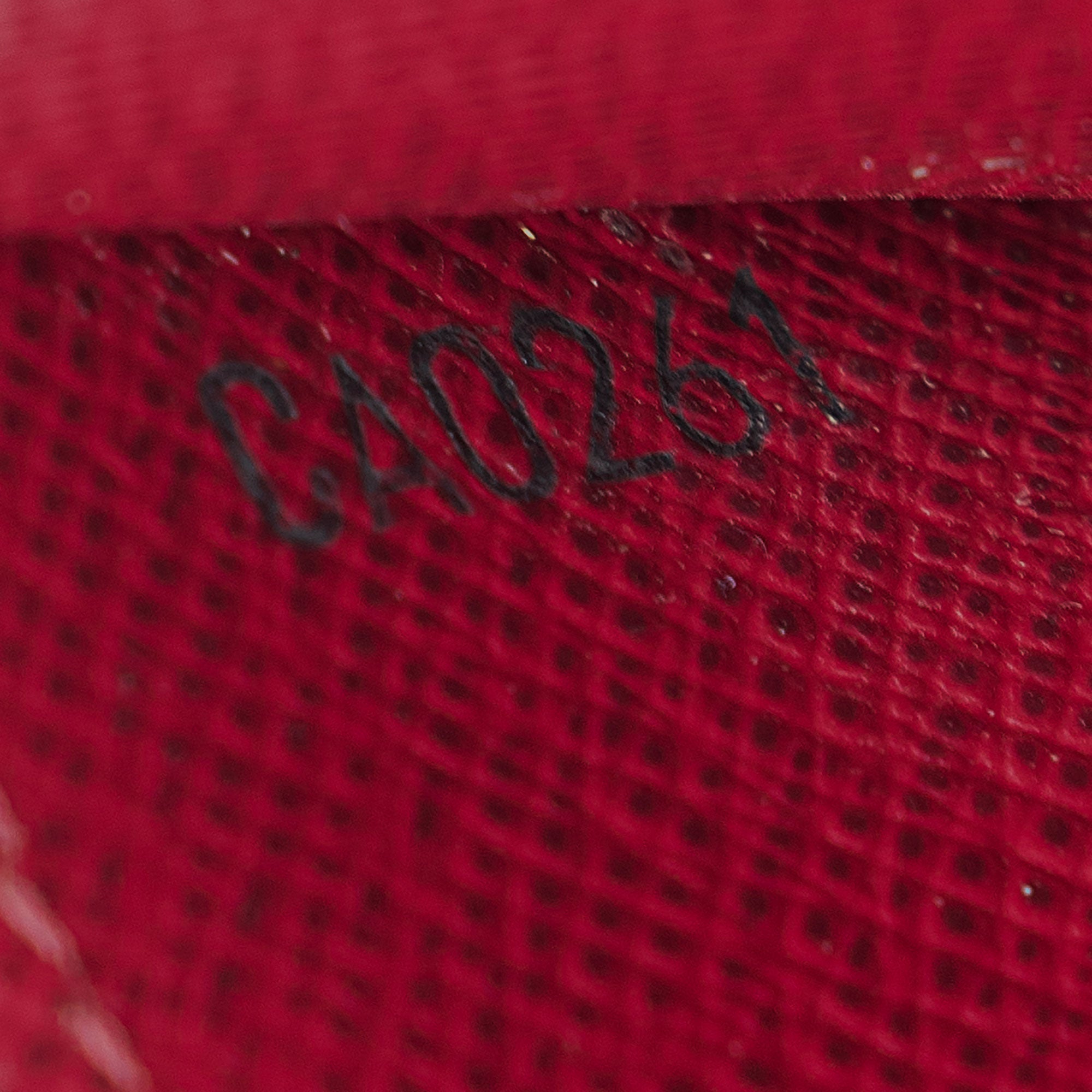 Louis Vuitton Monogram Canvas Card Holder (SHF-L3A37d)