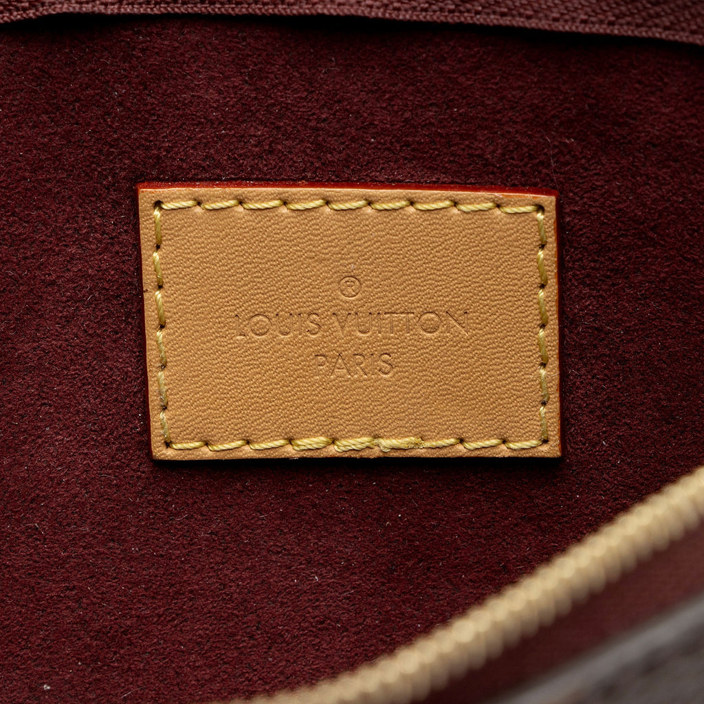Louis Vuitton Monogram Canvas CarryAll MM Pochette (SHF-iDTQVR)