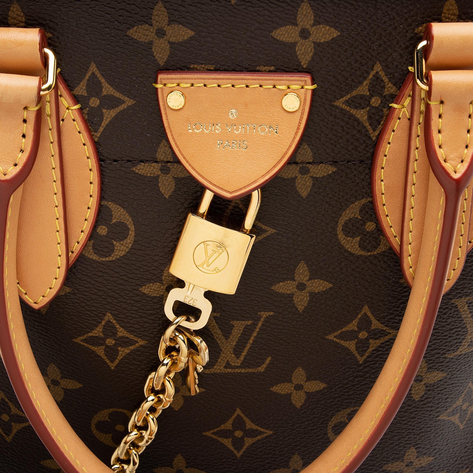 Louis Vuitton Monogram Canvas Carryall MM NM Shoulder Bag (SHF-Xs7dD8)