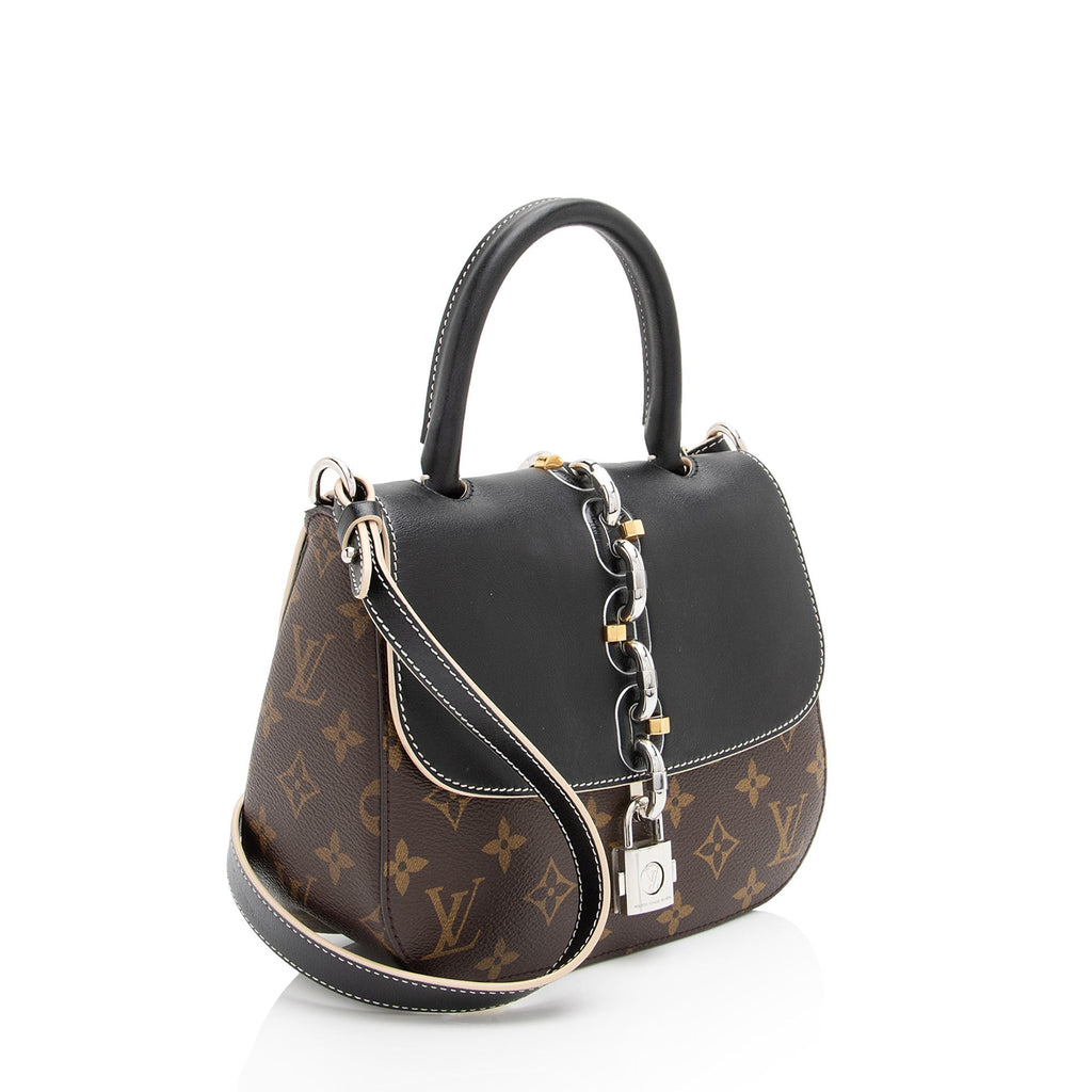 Louis Vuitton Monogram Canvas Chain It PM Shoulder Bag - FINAL SALE (SHF-Cs01bC)