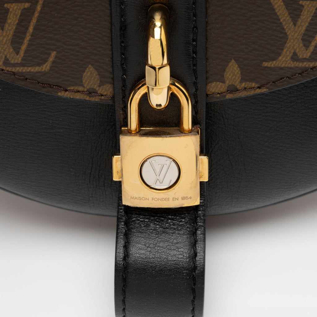Louis Vuitton Monogram Canvas Chantilly Lock Shoulder Bag (SHF-YHelRK)