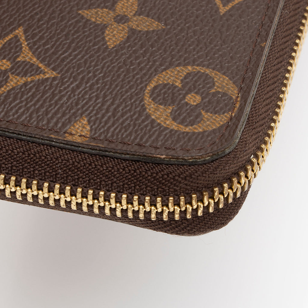 Louis Vuitton Monogram Canvas Clemence Wallet (SHF-WEdNUD)