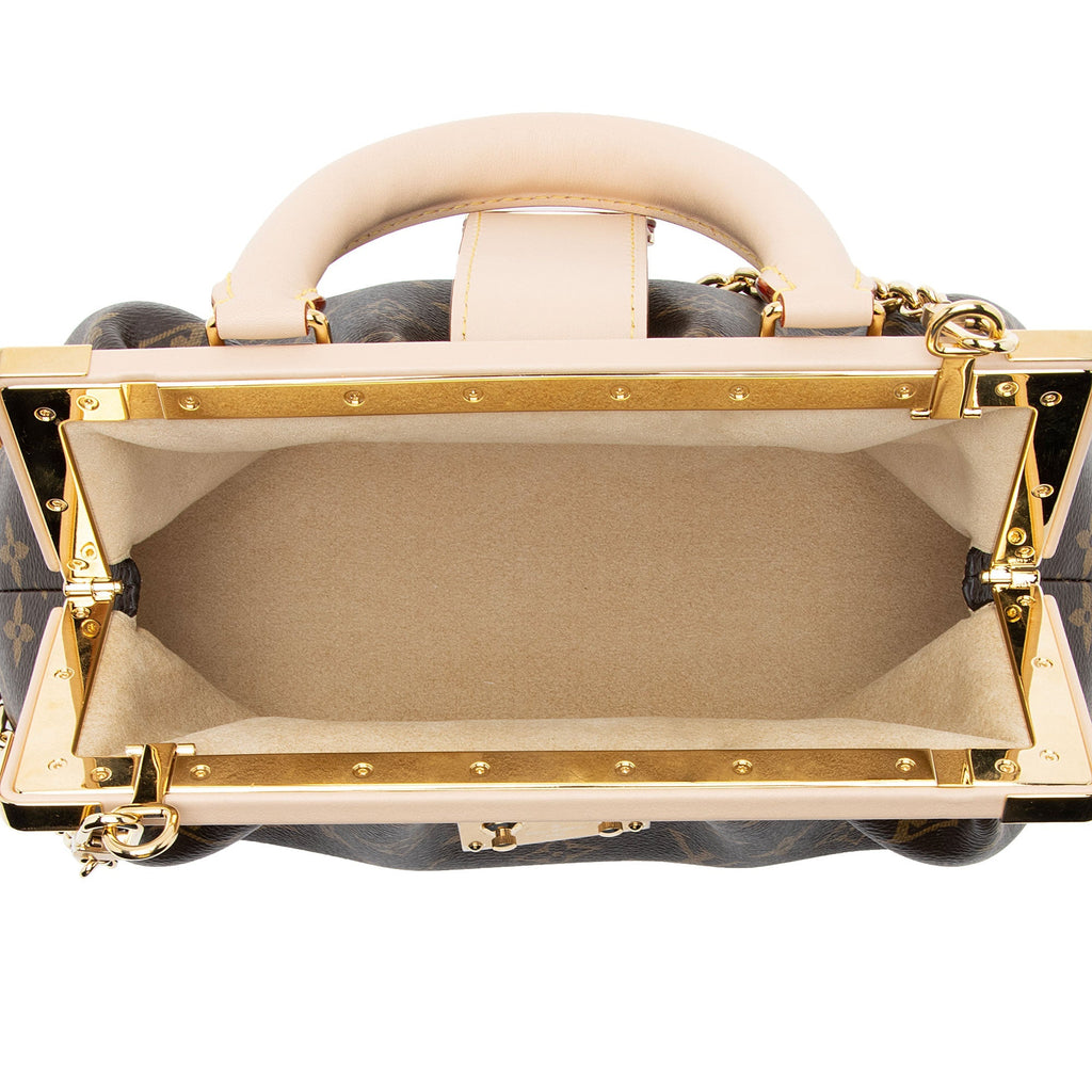 Louis Vuitton Monogram Canvas Clutch (SHF-aOWiSq)