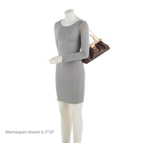 Louis Vuitton Monogram Canvas Clutch (SHF-aOWiSq)