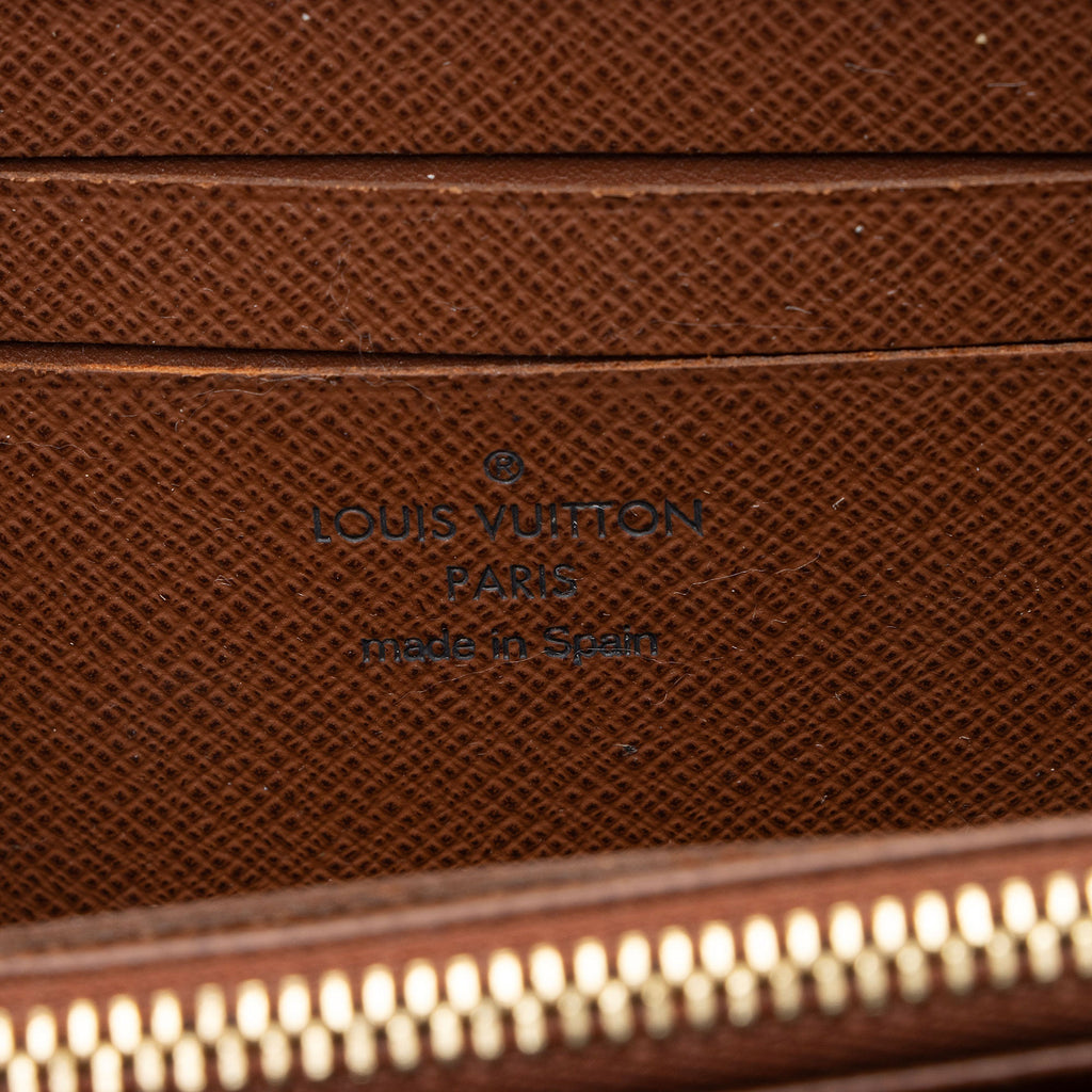 Louis Vuitton Monogram Canvas Compact Zippy Wallet