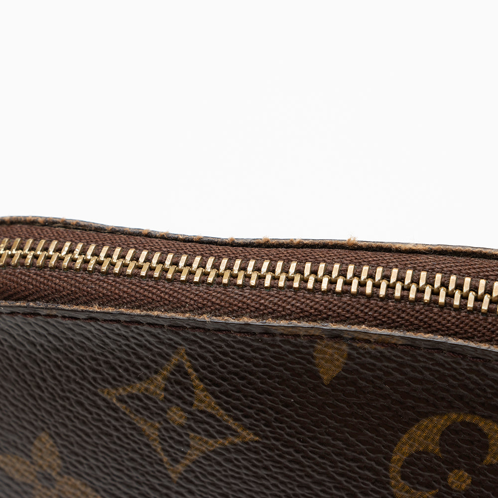 Louis Vuitton Monogram Canvas Cosmetic Pouch (SHF-16162)