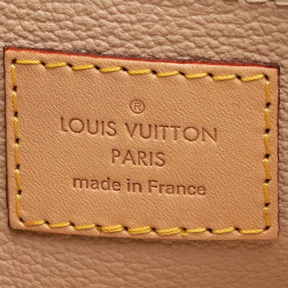 Louis Vuitton Monogram Canvas Cosmetic Pouch (SHF-21435)