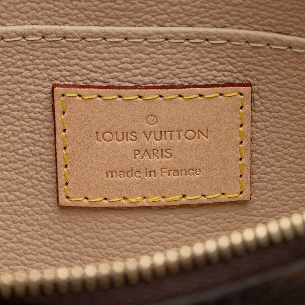 Louis Vuitton Monogram Canvas Cosmetic Pouch (SHF-22070)