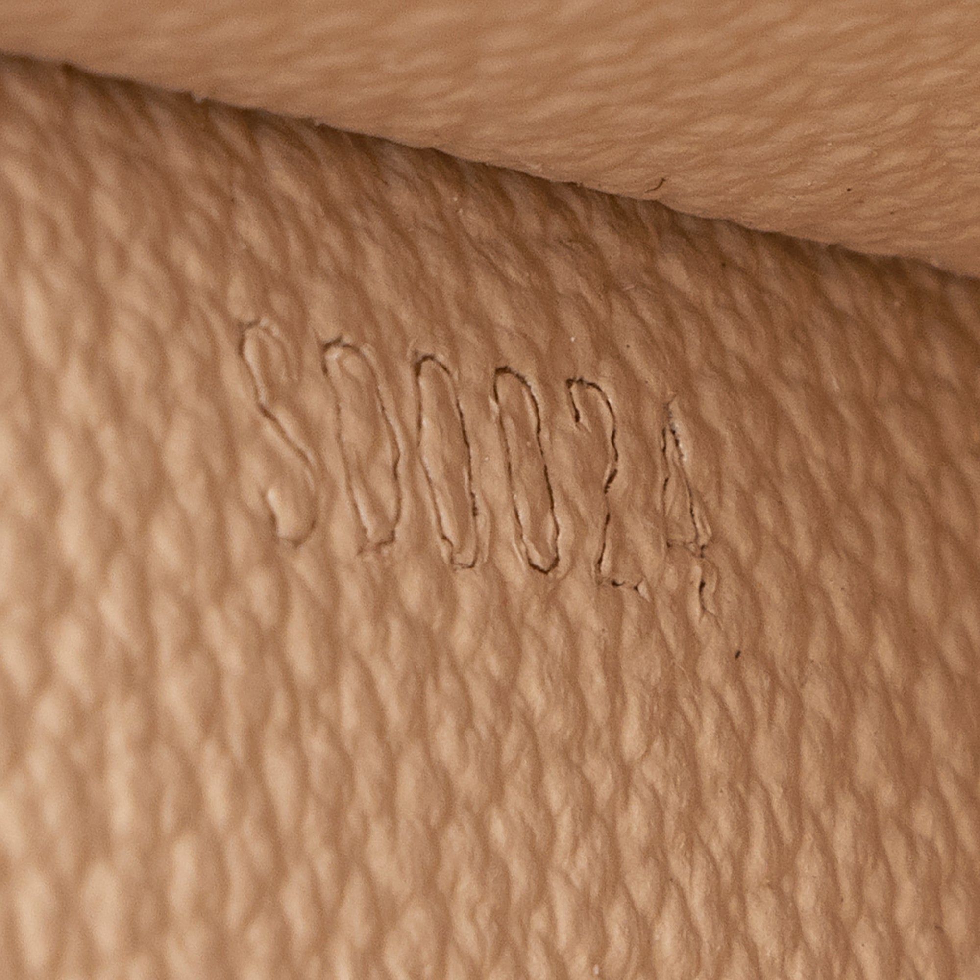 Louis Vuitton Monogram Canvas Cosmetic Pouch (SHF-22545)