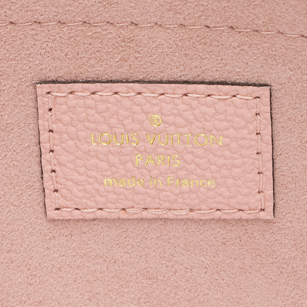 Louis Vuitton Monogram Canvas Daily Pouch (SHF-dN26VD)