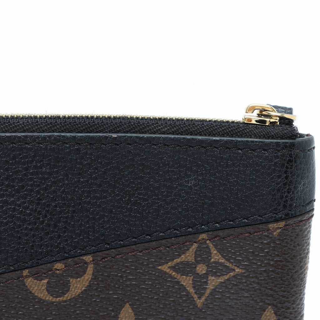 Louis Vuitton Monogram Canvas Daily Pouch (SHF-epvh9P)