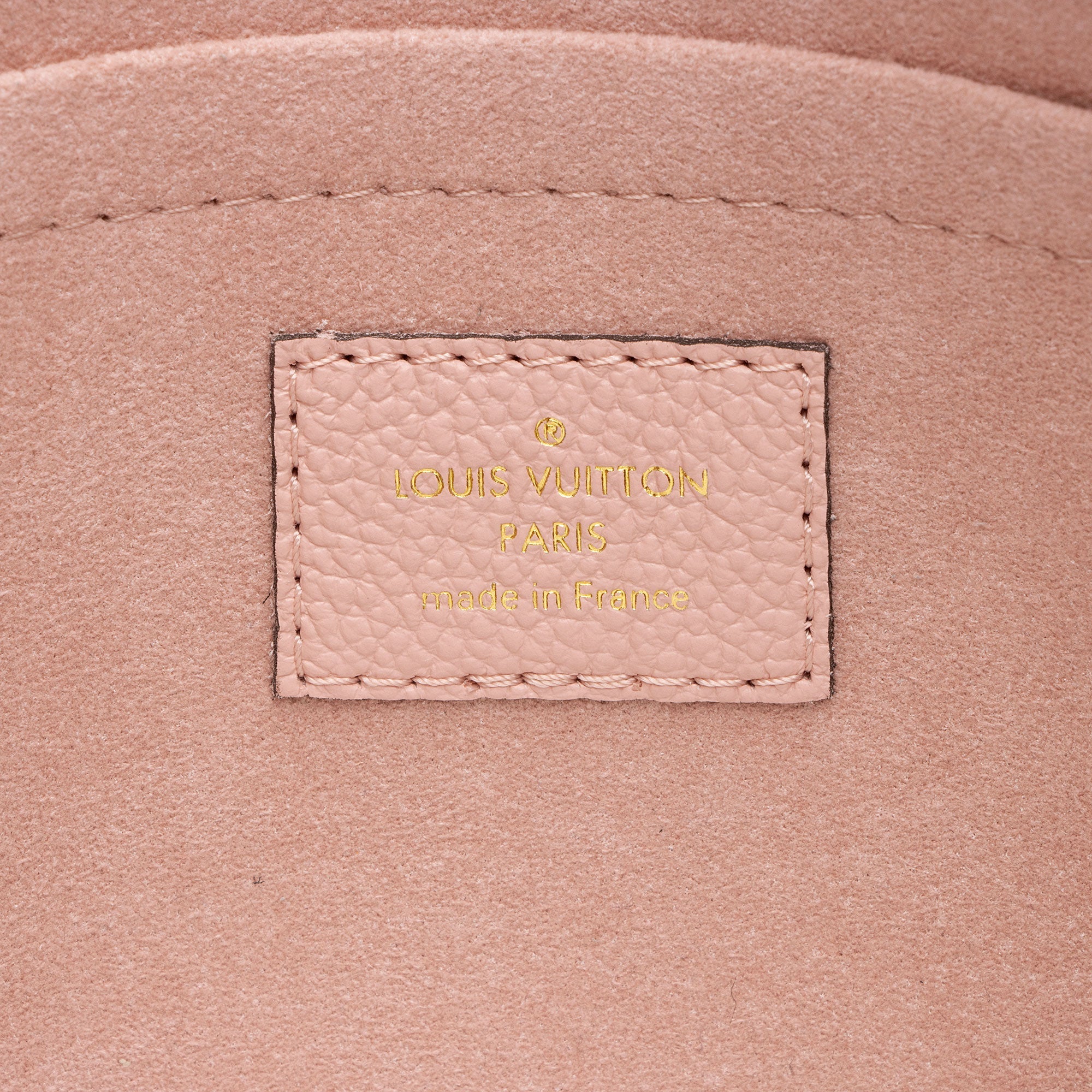 Louis Vuitton Monogram Canvas Daily Pouch (SHF-hwQ6K3)