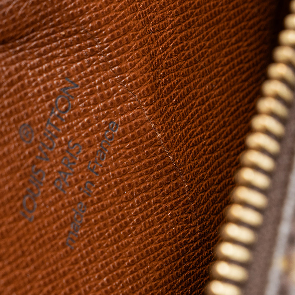 Louis Vuitton  Monogram Canvas Danube Shoulder Bag (SHF-20197)