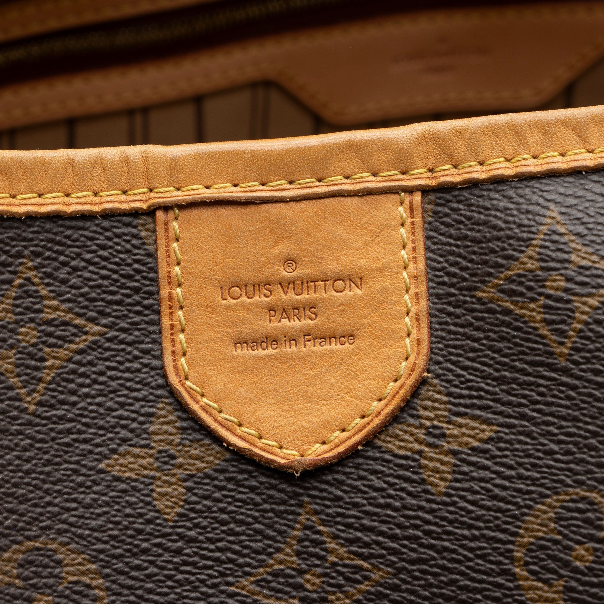Louis Vuitton Monogram Canvas Delightful GM Shoulder Bag (SHF-yoPE2b)