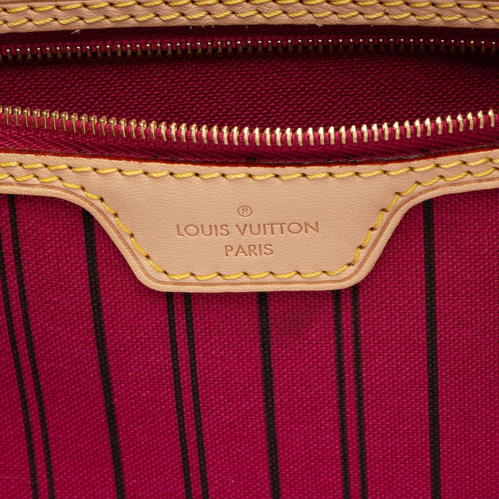Louis Vuitton Monogram Canvas Delightful MM Shoulder Bag (SHF-CCnbAX)
