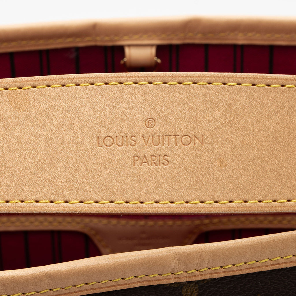 Louis Vuitton Monogram Canvas Delightful MM Shoulder Bag (SHF-CCnbAX)