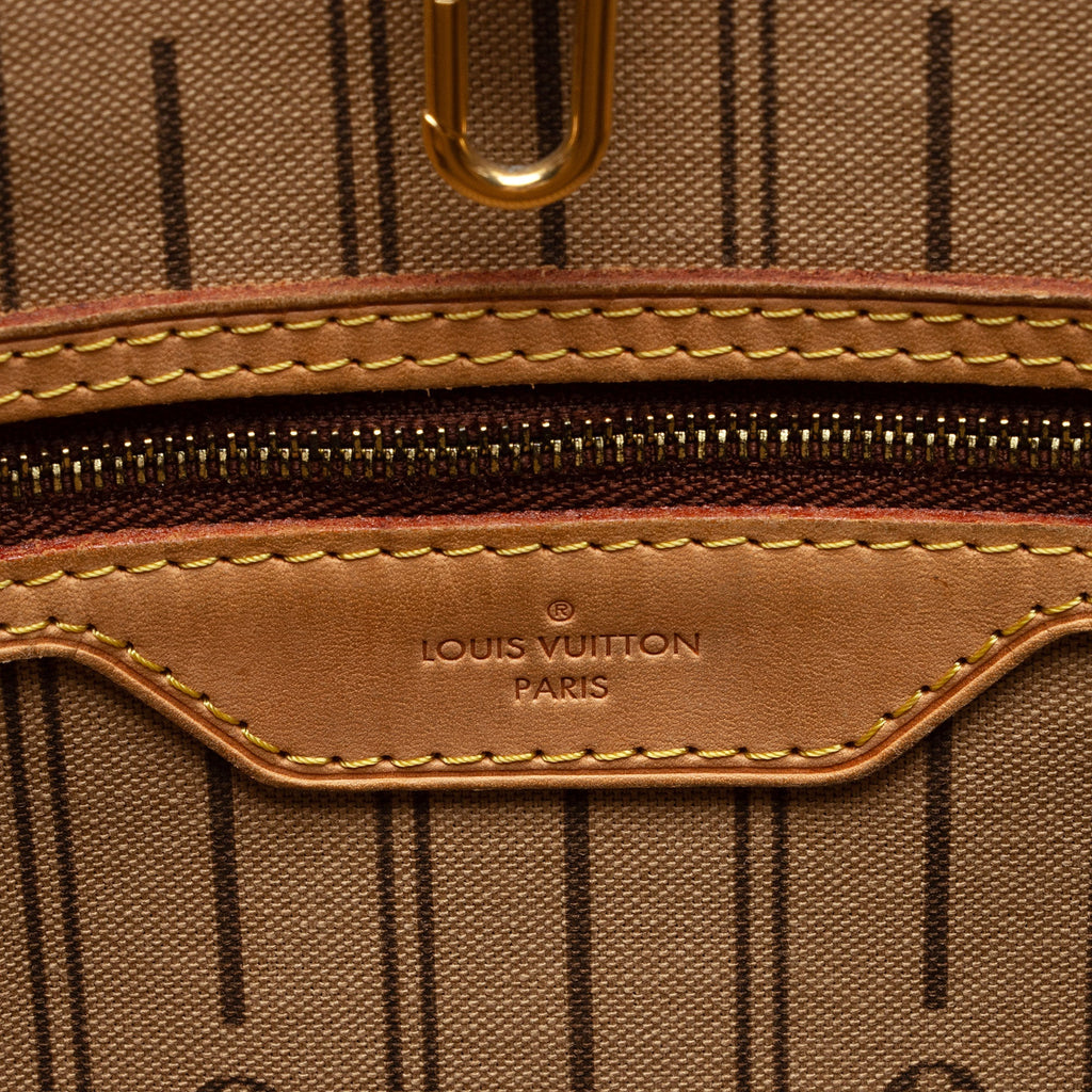 Louis Vuitton Monogram Canvas Delightful MM Shoulder Bag (SHF-y3U71c)