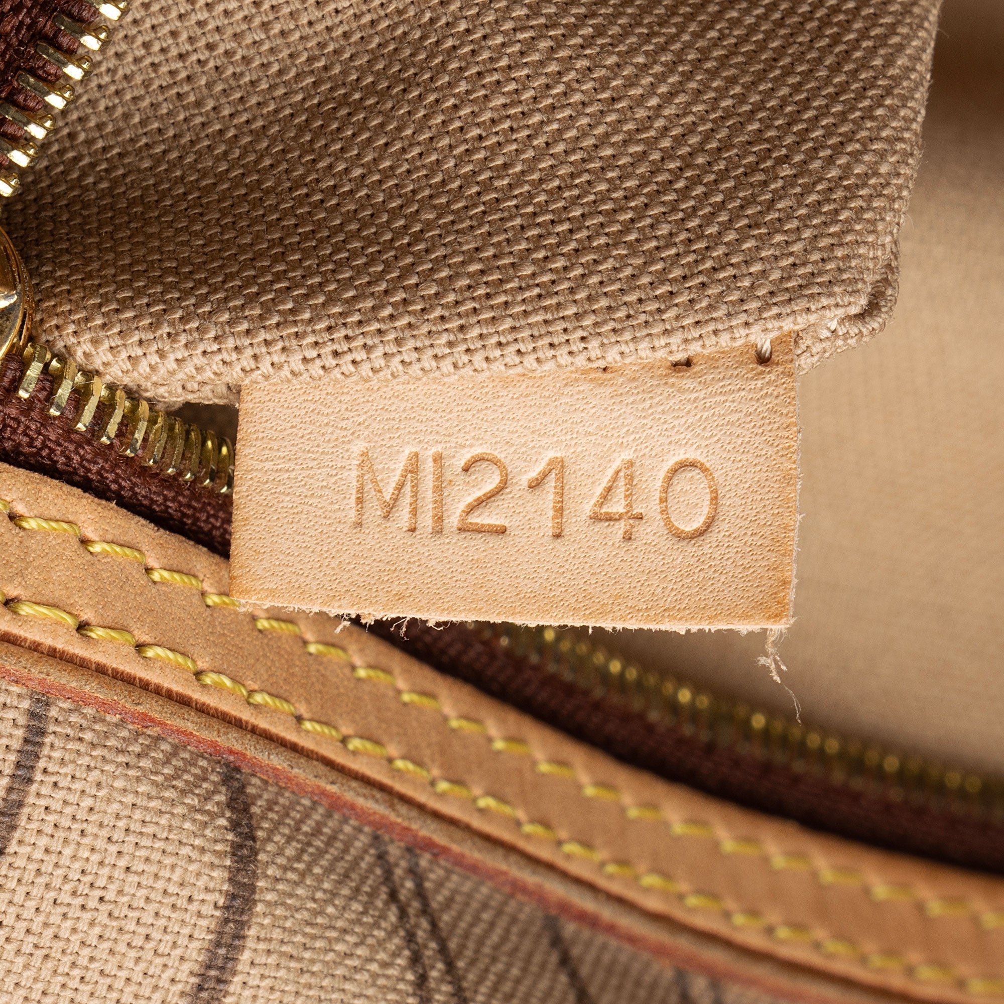 Louis Vuitton Monogram Canvas Delightful MM Shoulder Bag