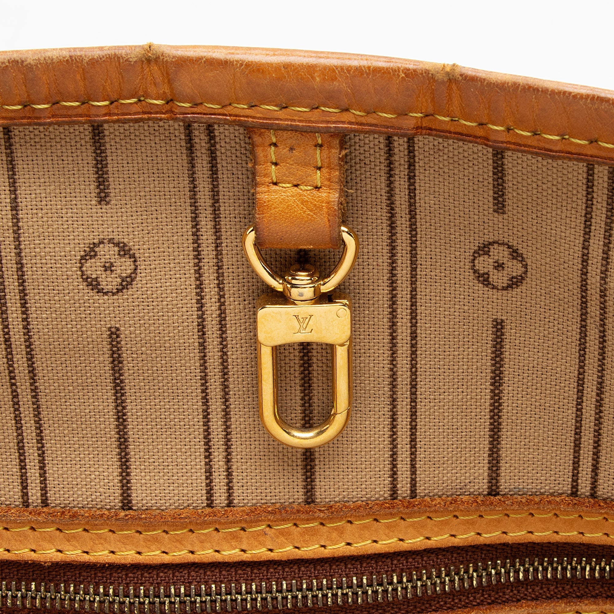 Louis Vuitton Monogram Canvas Delightful PM Shoulder Bag - FINAL SALE (SHF-MtWzVx)