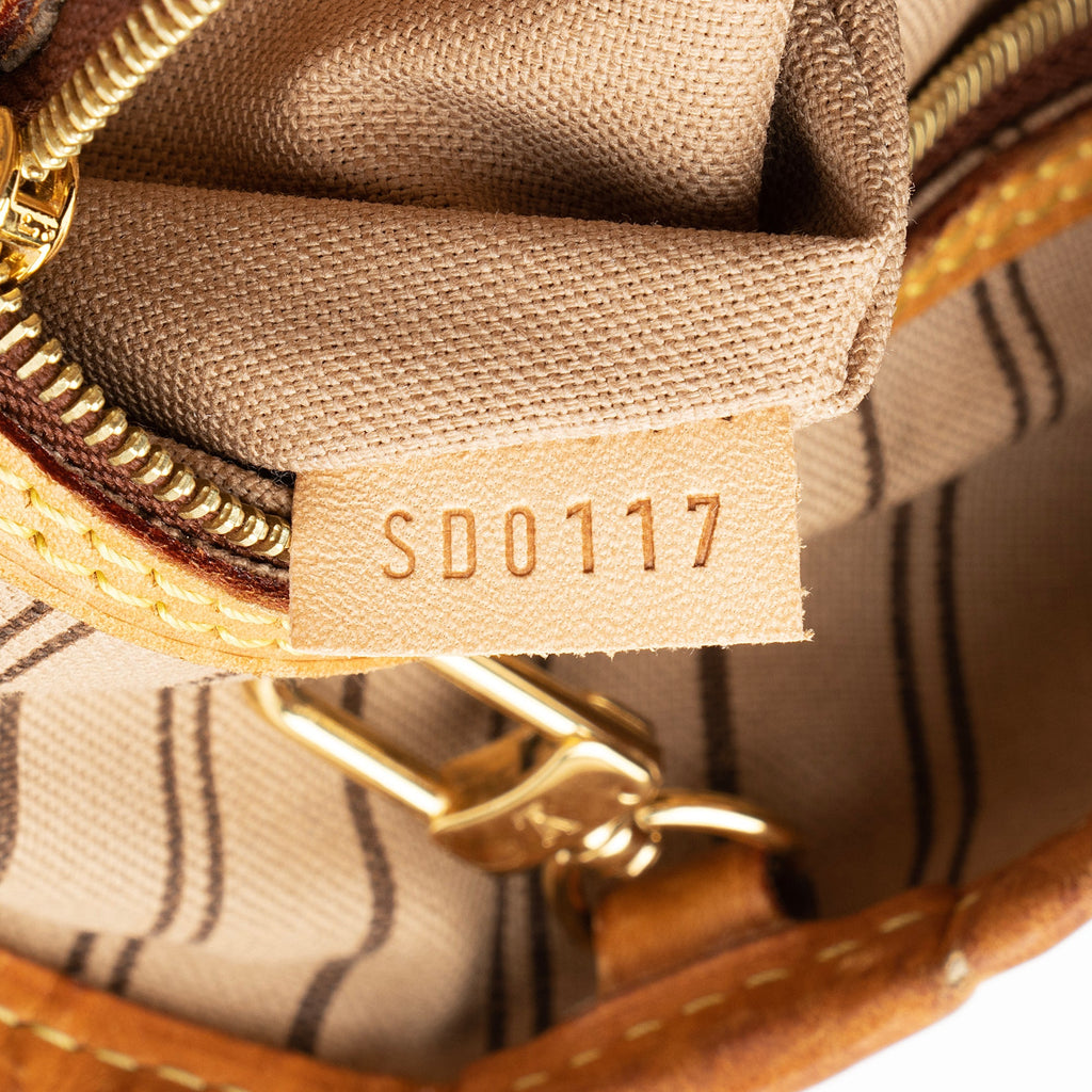 Louis Vuitton Monogram Canvas Delightful PM Shoulder Bag (SHF-22510)
