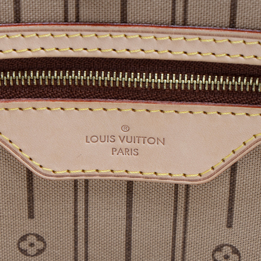 Louis Vuitton Monogram Canvas Delightful PM Shoulder Bag (SHF-Gn5Wwb)