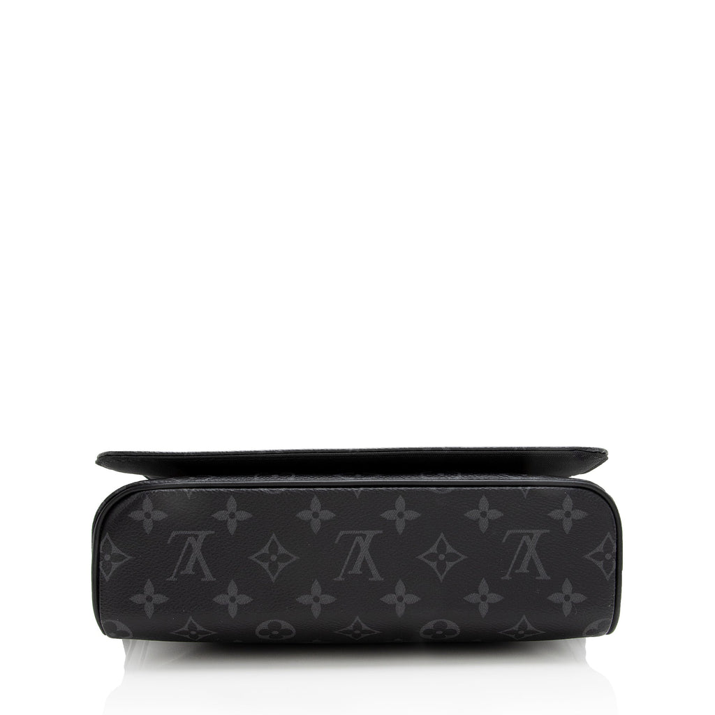 Louis Vuitton Monogram Canvas Eclipse District PM Messenger Bag (SHF-22859)