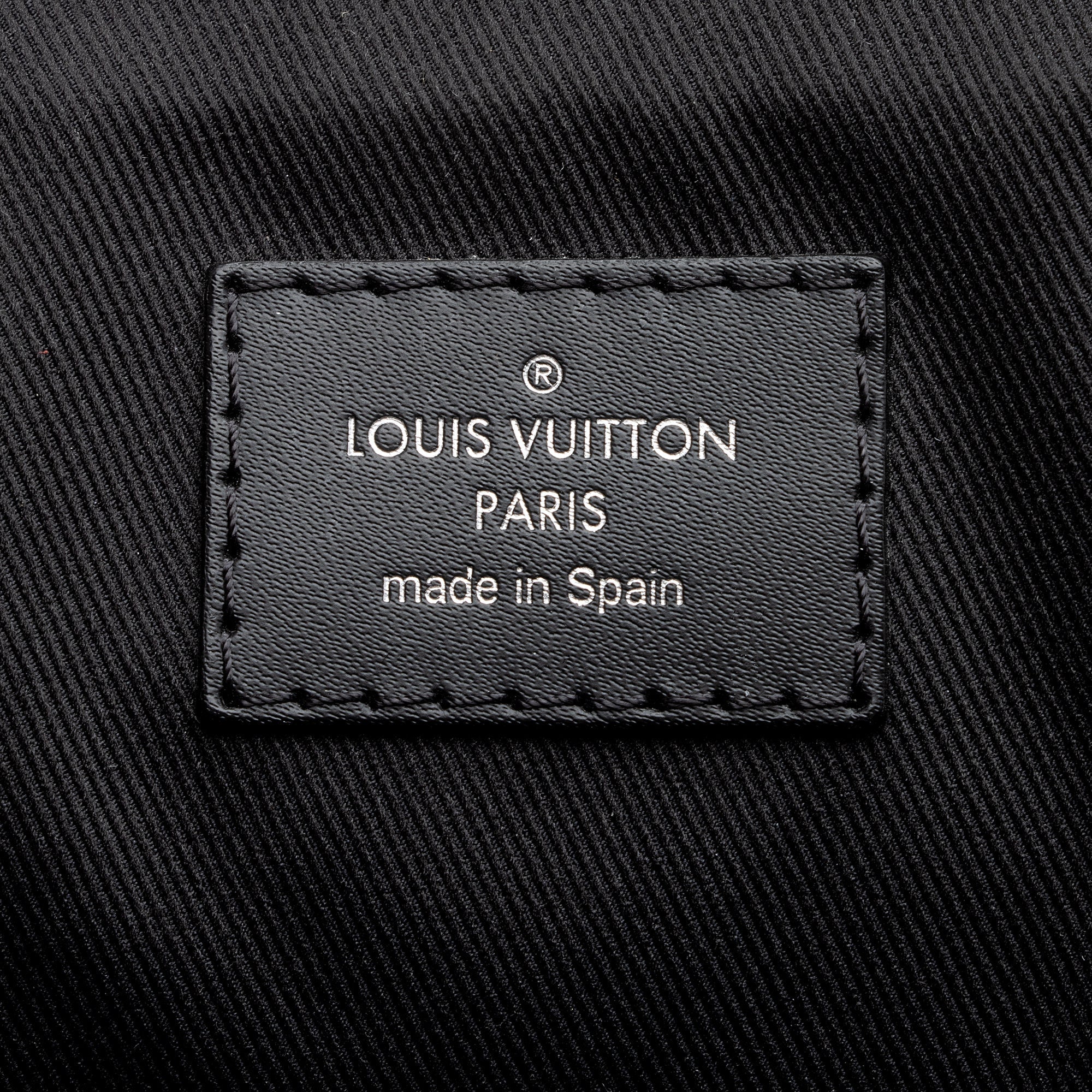Louis Vuitton Monogram Canvas Eclipse District PM Messenger Bag (SHF-22859)