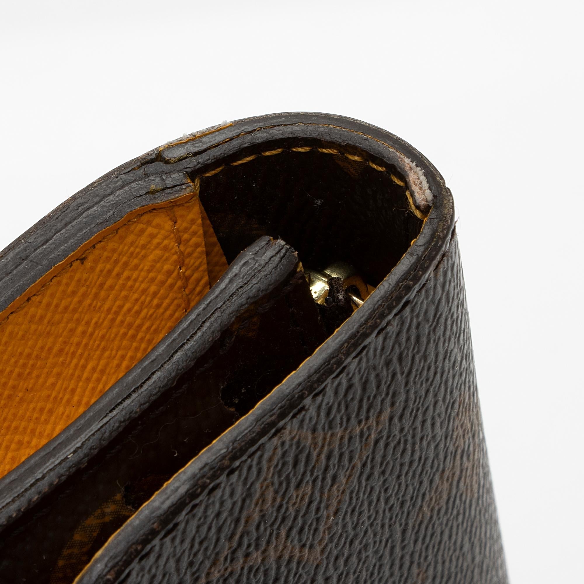 Louis Vuitton Monogram Canvas Emilie Wallet (SHF-I46Tox)