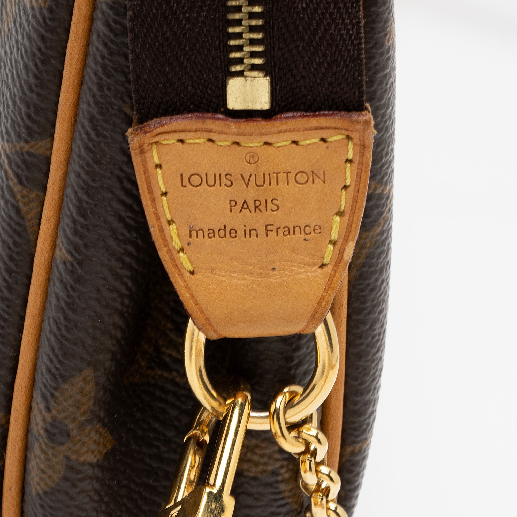 Louis Vuitton Monogram Canvas Eva Clutch (SHF-AbJ6dZ)