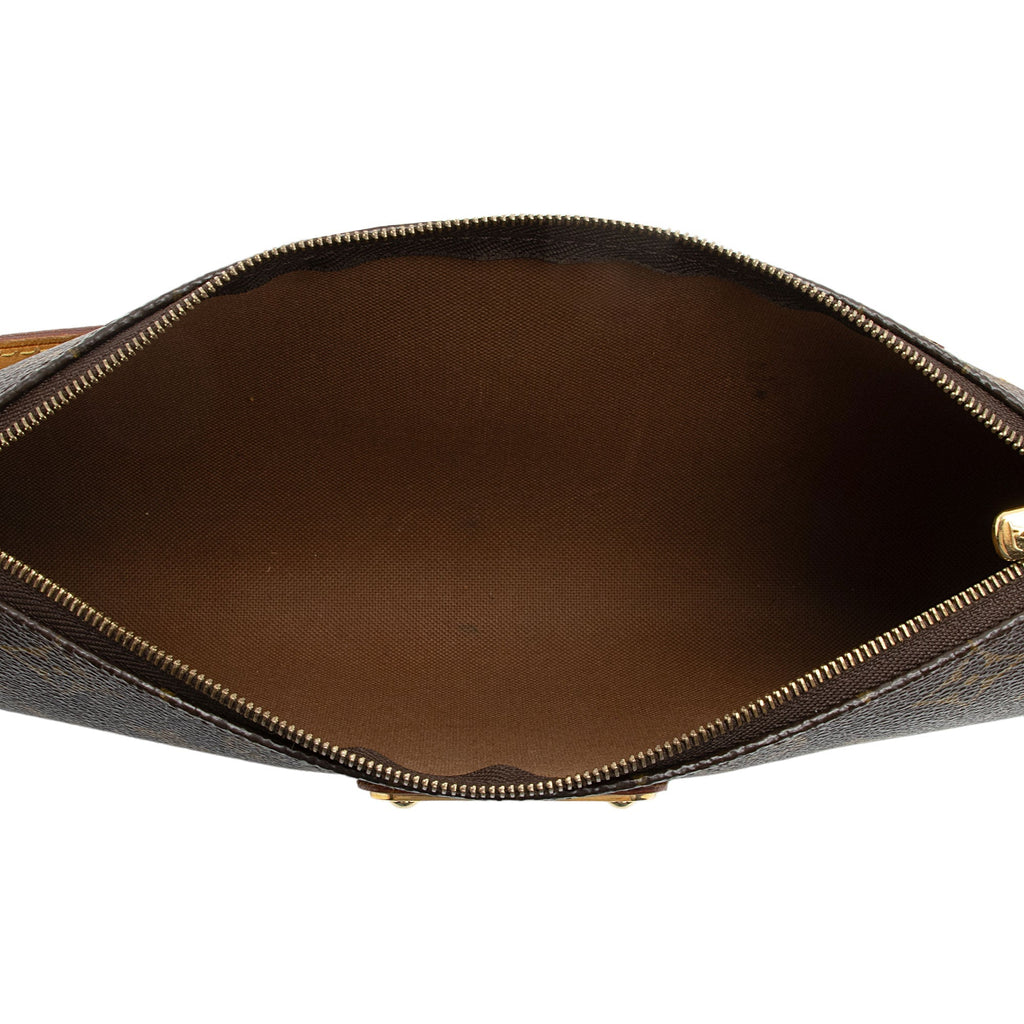 Louis Vuitton Monogram Canvas Eva Clutch (SHF-LxJ6ci)