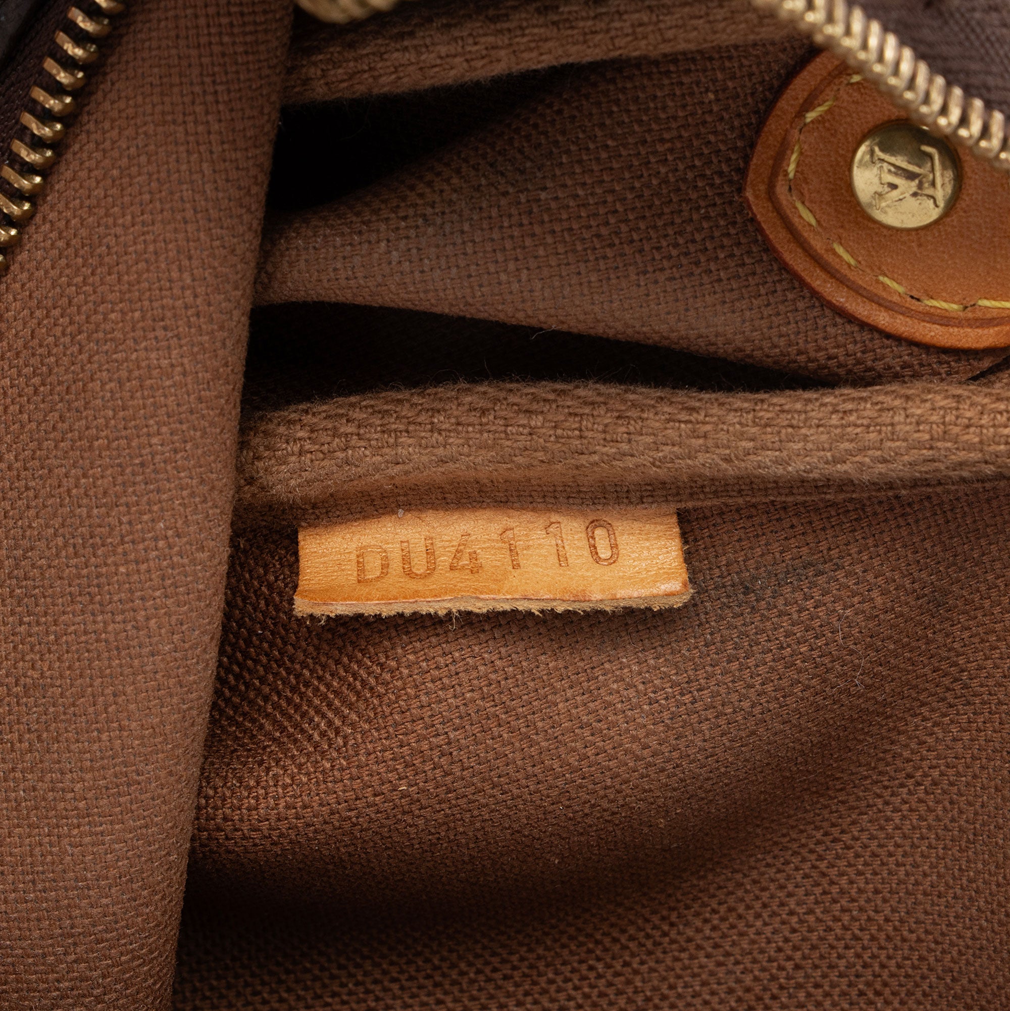 Louis Vuitton Monogram Canvas Eva Clutch (SHF-6uL33S)