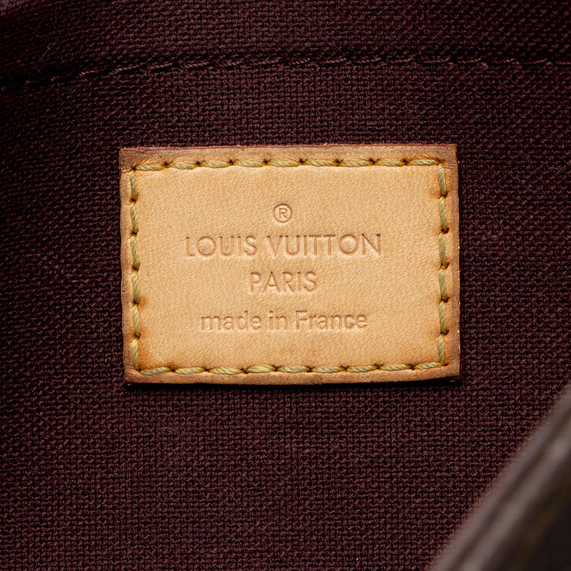 Louis Vuitton Monogram Canvas Favorite MM Shoulder Bag (SHF-wp7pd9)
