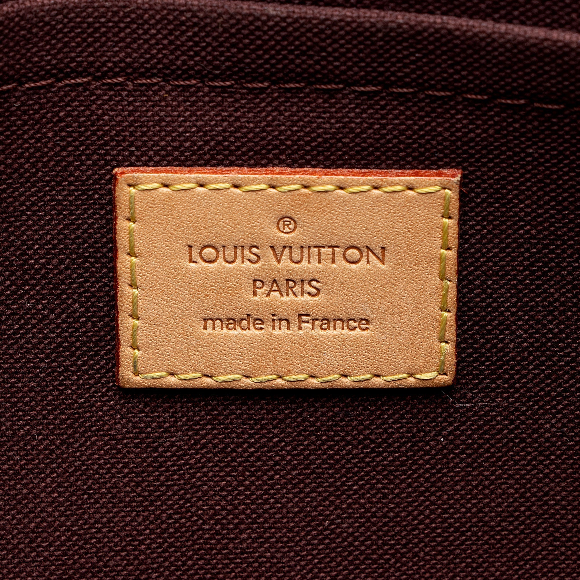Louis Vuitton Monogram Canvas Favorite MM Shoulder Bag (SHF-kr1tYJ)